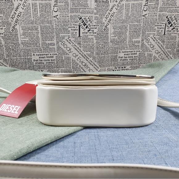 Diesel Bag - 1DR - Picture 5 of 6